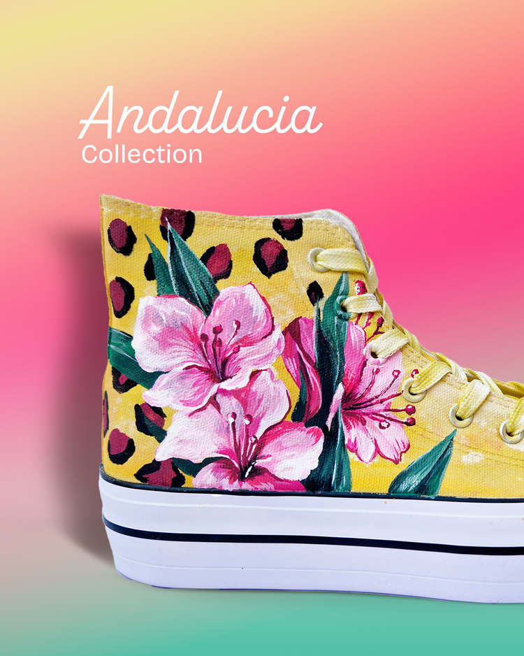zapatillas de tela con plataforma pintada  con flores con fondo rosa