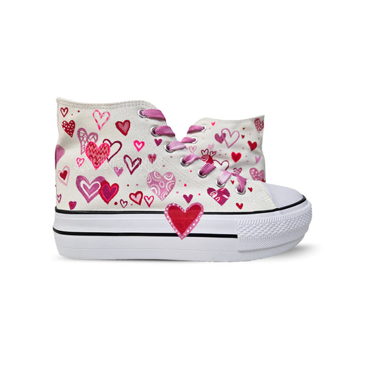 Zapatillas Pintadas Platform / Patrón de corazónes